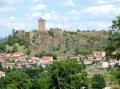 Donjon de Polignac près du Puy (famille célèbre)