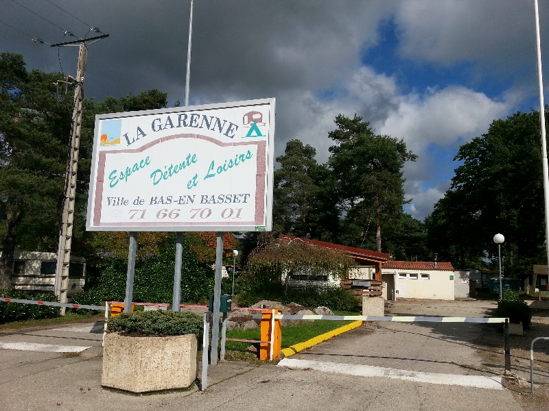 Entree camping bas en basset