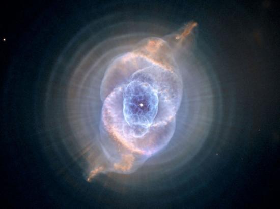 nebuleuse-de-l-oeil-de-chat.jpg